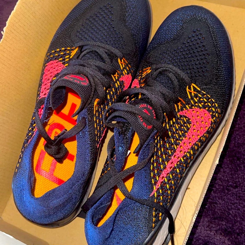Nike Free Runs